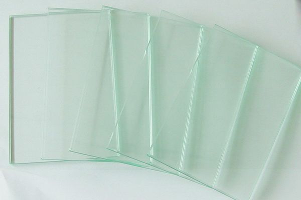 Cam Levha 4x150x200 mm Cam Levha 4x150x200 mm