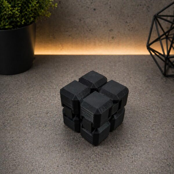 Sonsuzluk Küpü (Infinity Cube) Düz Siyah Stres Oyuncağı - Görsel 4